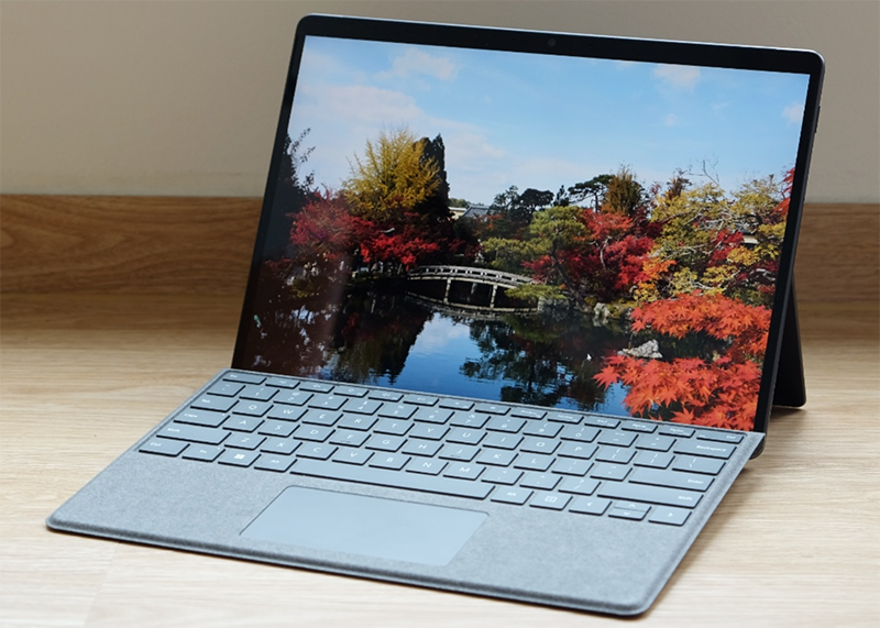 Laptop 