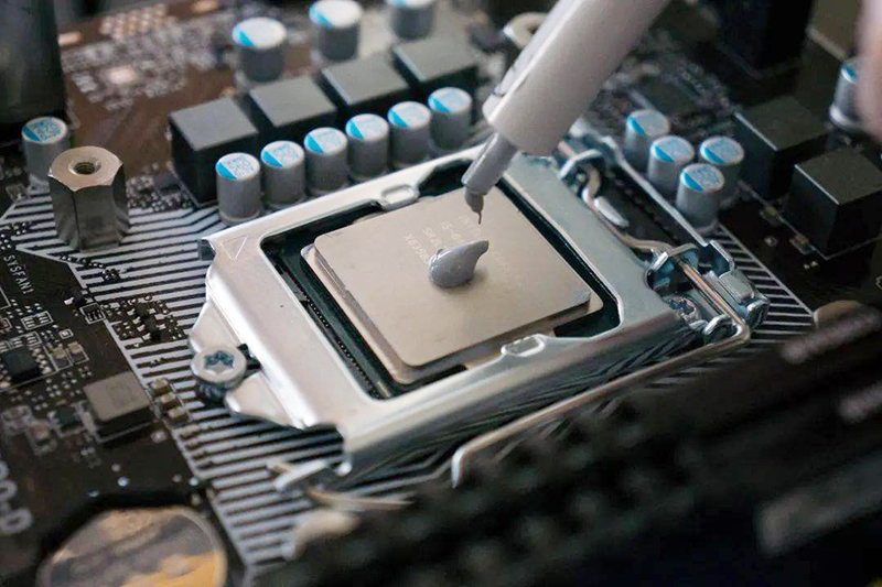 apply thermal grease